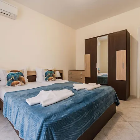 Romance 1br St St Constantine And Helena By Flat Manаger Sweti Konstantin i Sweta Elena